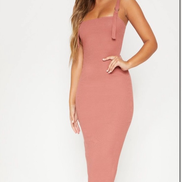 PrettyLittleThing Dresses & Skirts - Pink maxi dress